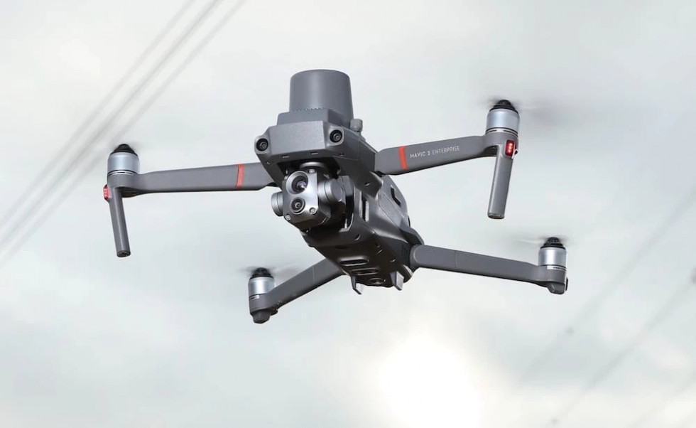 La Armada de Chile compra un dron DJI Mavic 2 Enterprise Advanced con accesorios