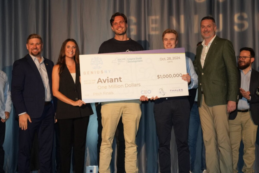 Aviant recibe premio Genius NY