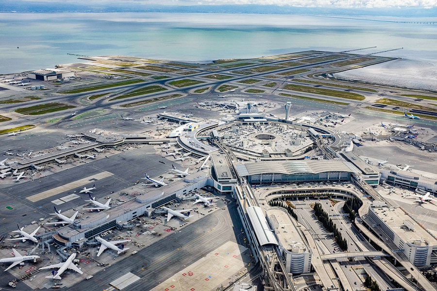 San Francisco International Airport   aerial photo